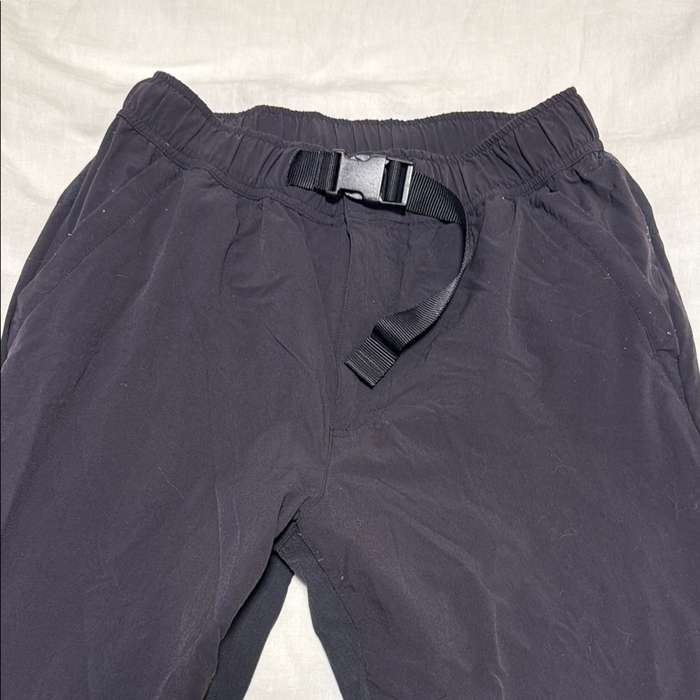 Alo belted jogger